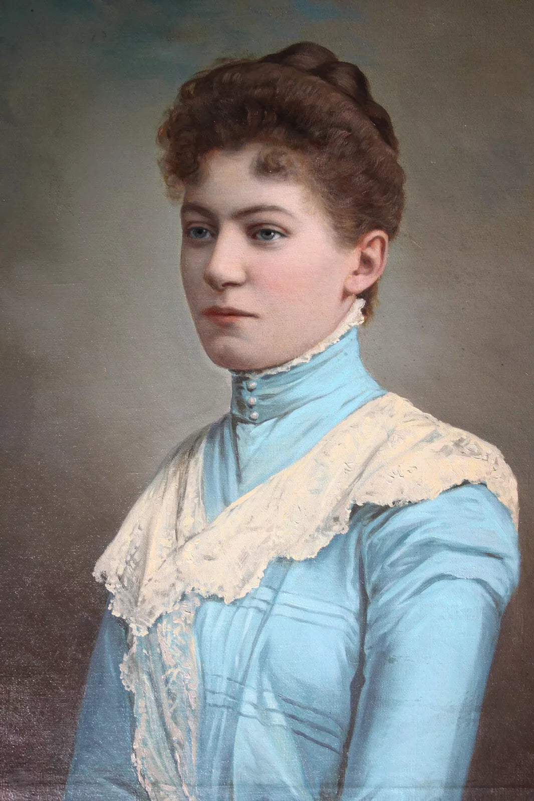 Portrait d'une jeune belle femme 19ème