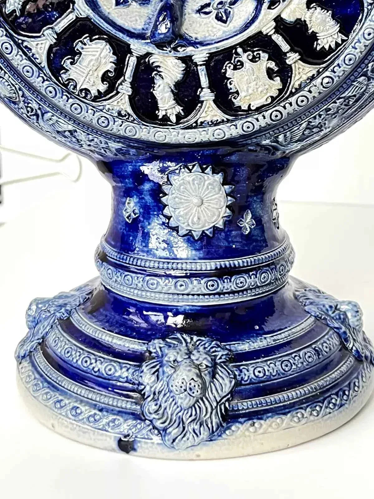 Paire d'anciens pichets carafe Westerwald aiguière sel émail XIXc R Hanke Allemagne - Kikooyou Art Gallery
