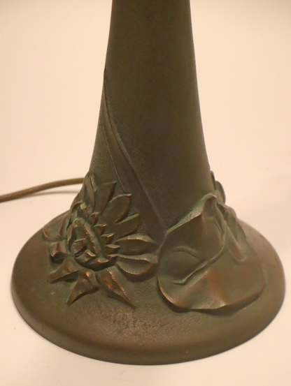 Grande Lampe de Bureau en Mosaïque de Verre avec Pied de Lampe Nénuphar en Bronze dans le style Tiffany