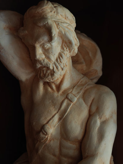 RARE Splendide statue en pierre du Gard personnage antique homme musclé