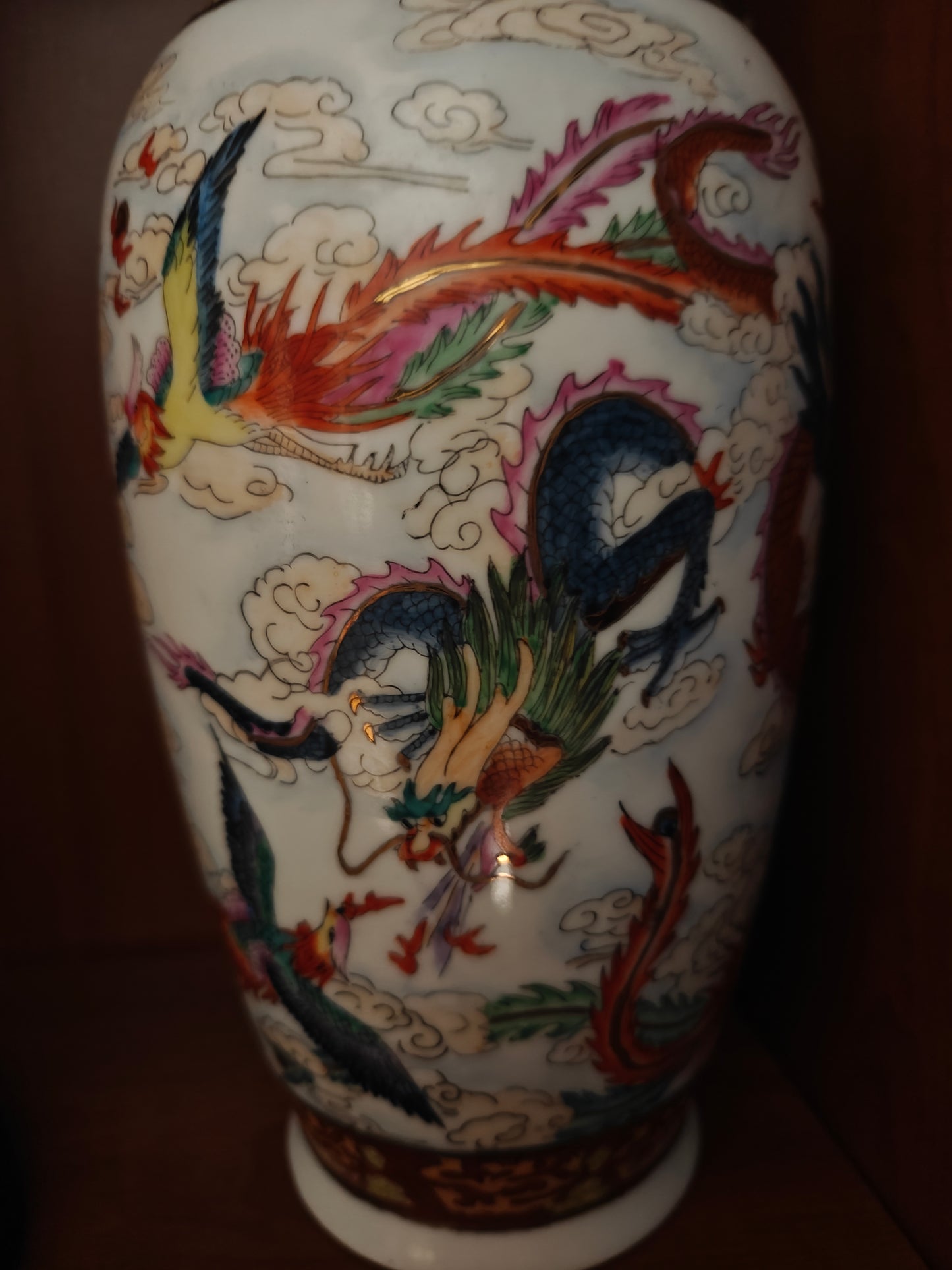 vase porcelaine motif fleurs et dragons