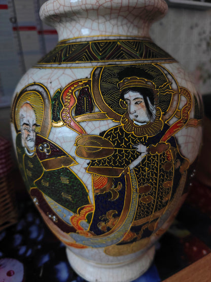 ceramic vase flower pattern