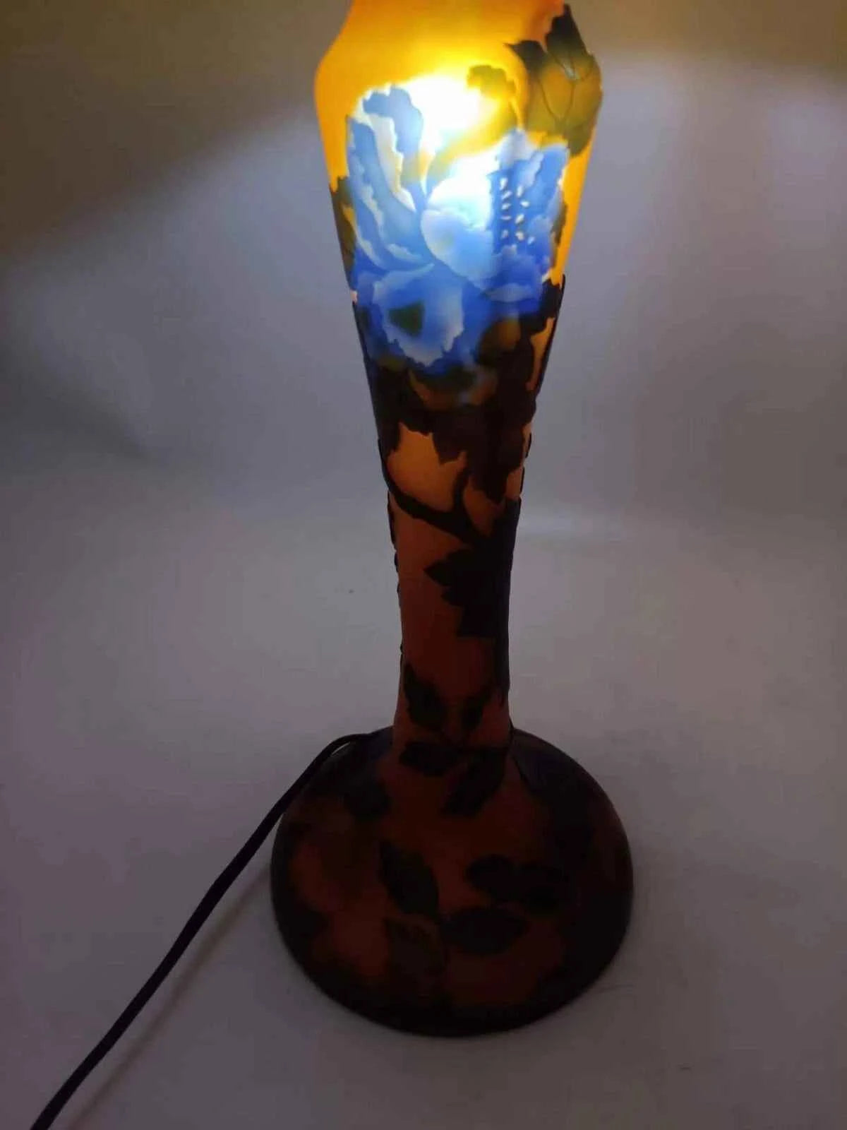 Lampe verre champignon Gallé Tip couleur jaune orange avec fleurs bleues