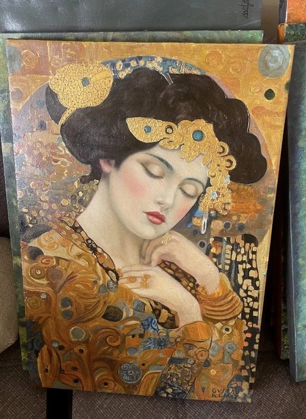 art-decoration-tableau-peinture-huile-toile-portrait-feminin-femme-diademe-à la manière de Klimt