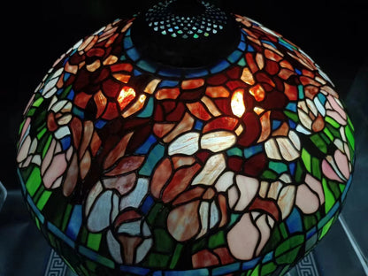 objet-decoration-lampe-style-tiffany-verre-bronze-85cm