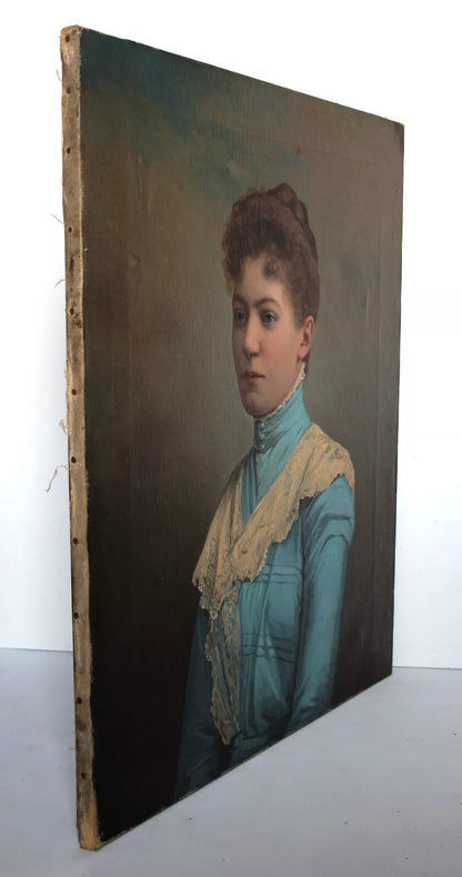 Portrait d'une jeune belle femme 19ème