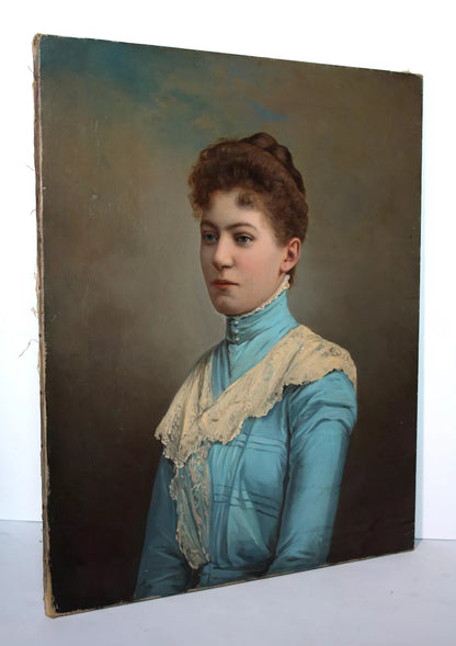 Portrait d'une jeune belle femme 19ème