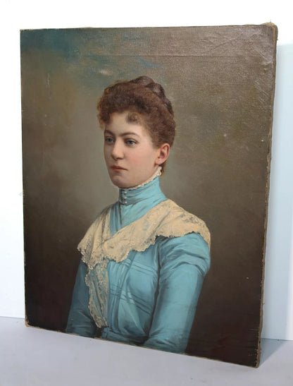 Portrait d'une jeune belle femme 19ème