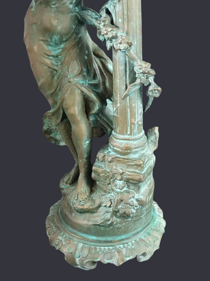 Lampe de reproduction antique en bronze femme Tiffany